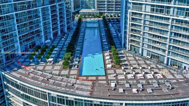 Building Photo - 465 Brickell Ave