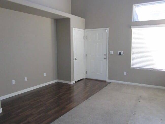 Building Photo - 8722 Brindisi Park Ave