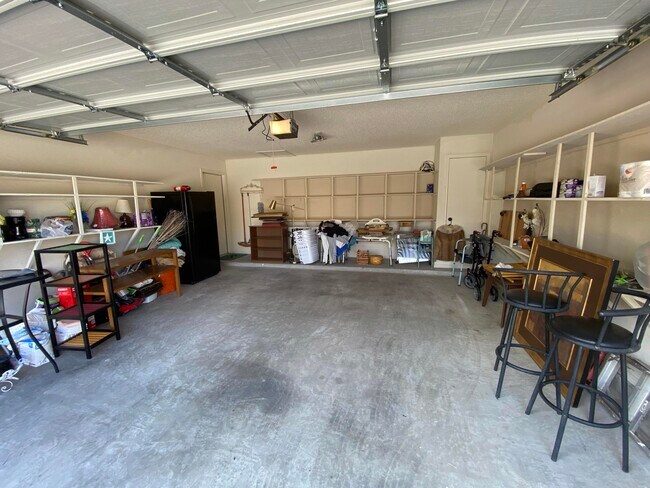 Building Photo - 11033 Bullseye St