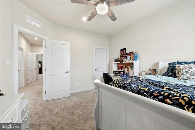 Building Photo - 14447 Albemarle Point Pl