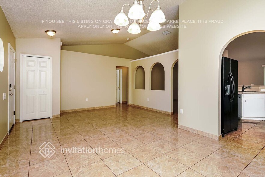 Building Photo - 1332 Banbridge Drive