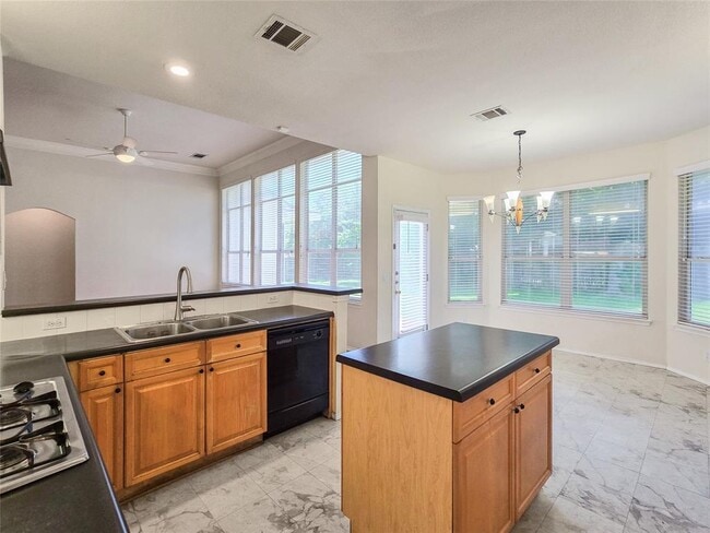 Building Photo - 7005 Rambollet Terrace