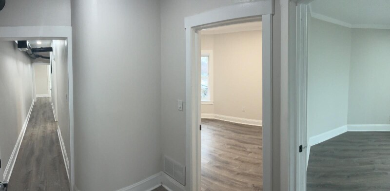 Building Photo - 1970 E 71st St