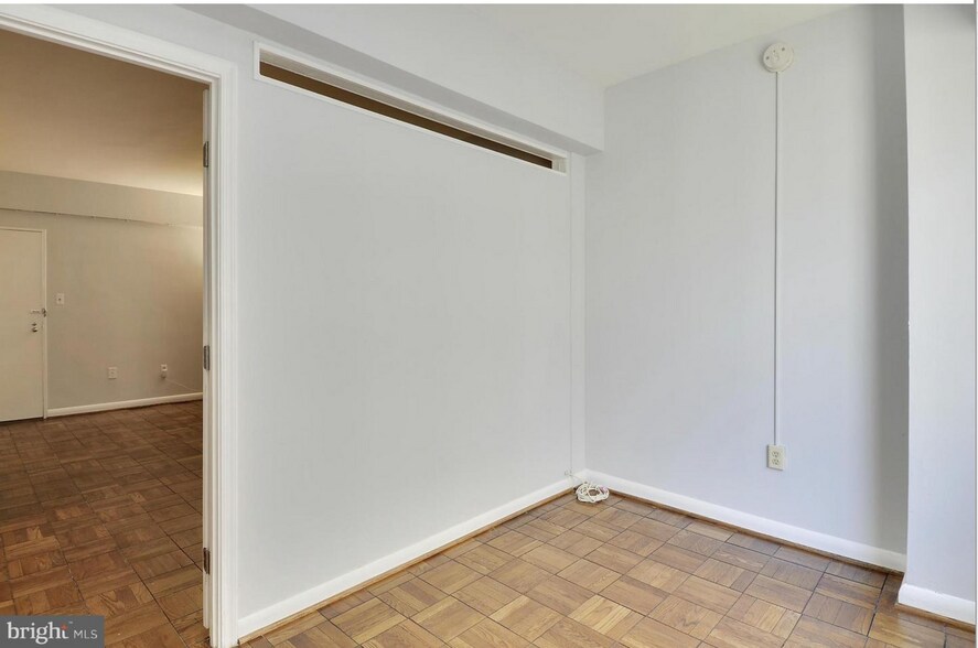 Building Photo - 1727 Massachusetts Ave NW