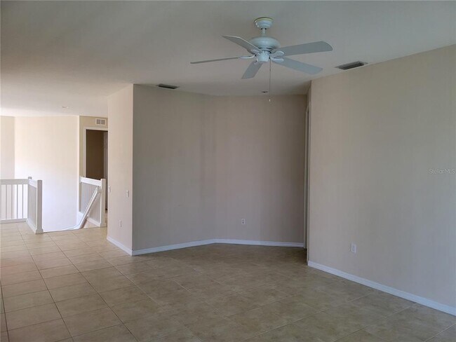 Building Photo - 4529 Cinnamon Dr