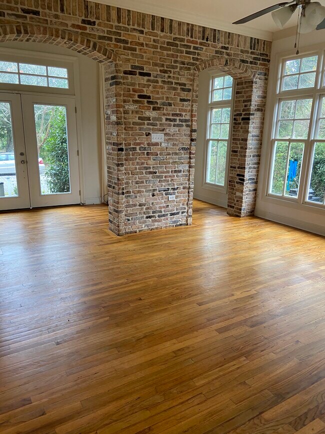 Building Photo - 1602 Cypress Ln