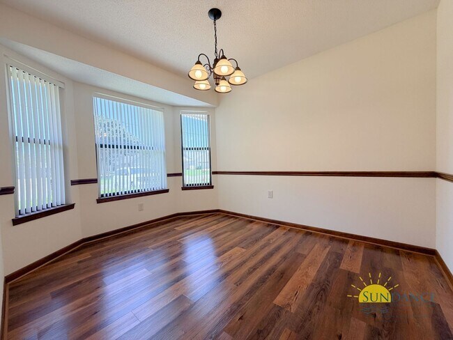 Building Photo - Beautifully Updated 3BR Home in Mary Esther!