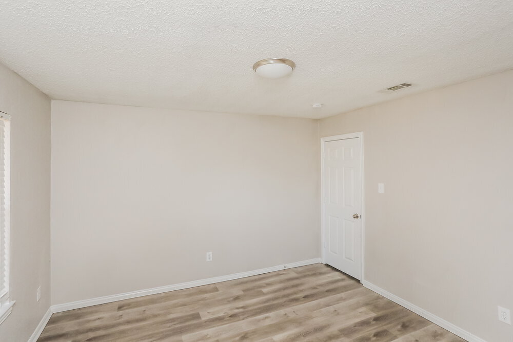 Building Photo - 1809 Clayton Dr