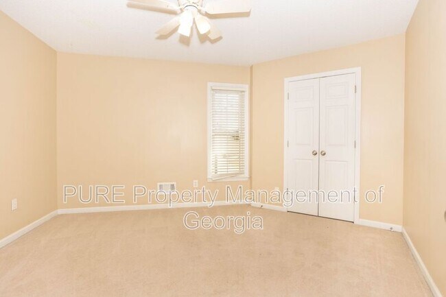 Building Photo - 2443 Doubletree Dr NW