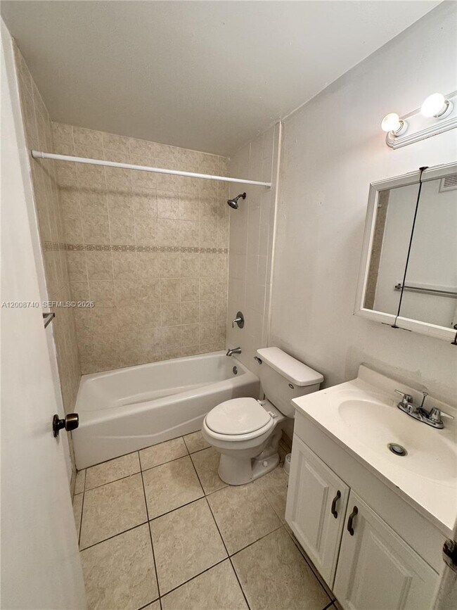 Building Photo - 28150 SW 142nd Ct