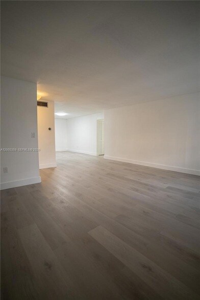 Building Photo - 6801 SW 147th Ave