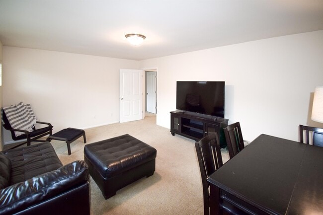 Building Photo - 4721 Joppa St SW