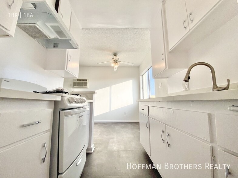 Building Photo - 4334 Berryman Ave