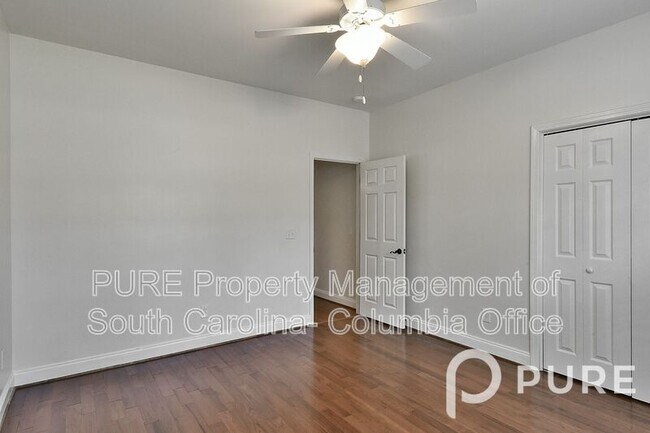 Building Photo - 4 Hunters Pond Dr