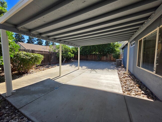 Building Photo - Single Story home in Sylvan Schools!