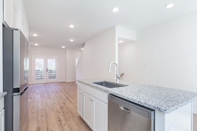 Building Photo - Newly Constructed 3/3.5 located in Chosewo...
