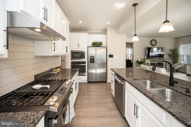 Building Photo - 5432 Holley Oak Ln