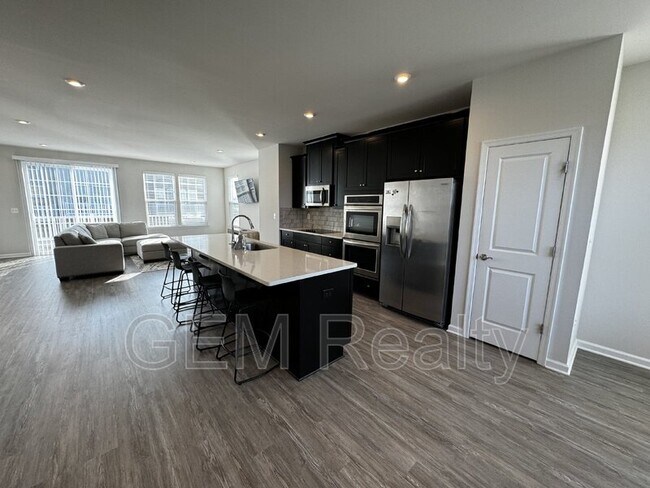 Building Photo - 1853 Sag Harbor Ln