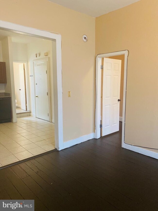 Building Photo - 810 N Calvert St