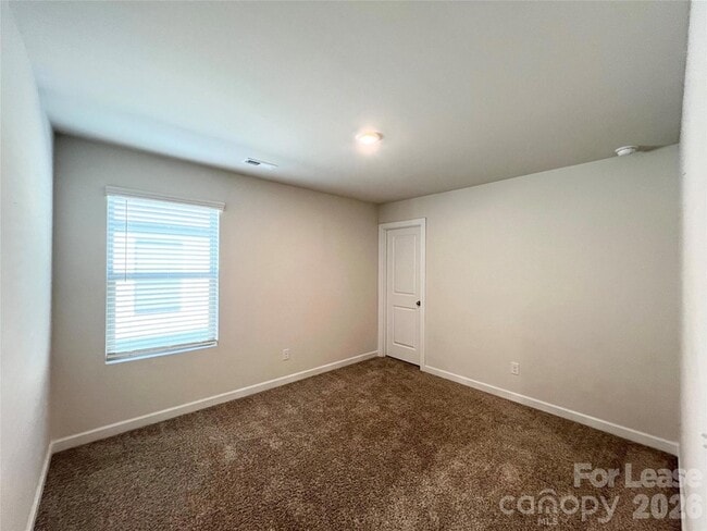 Building Photo - 11819 Midnight Wy