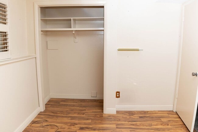 Building Photo - Spacious 5 Bed, 3 Bath Home for Rent in Idaho Falls!