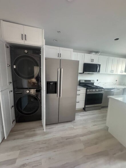 Building Photo - 522-528 N Alexandria Ave