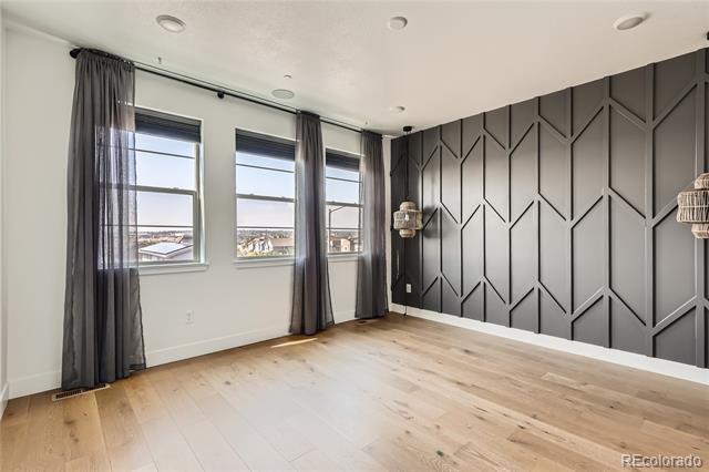 Building Photo - 1565 W 67th Ave