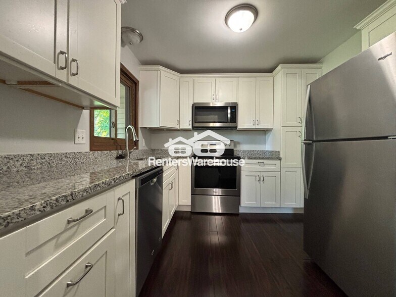 Building Photo - 4105 Gershwin Ave N
