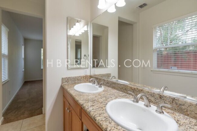 Building Photo - Charming 3-Bed, 3-Bath with 2,037 Sq Ft of Comfort in Mountain House!