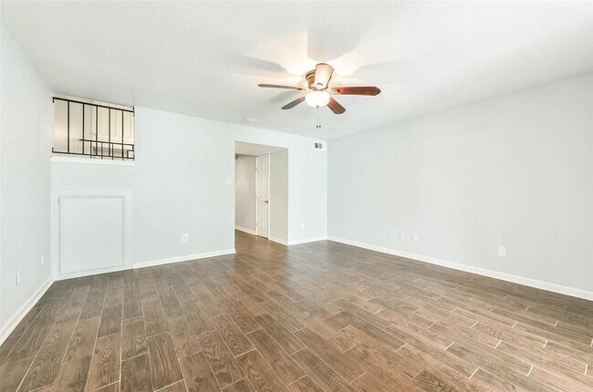 Building Photo - 5005 Georgi Ln