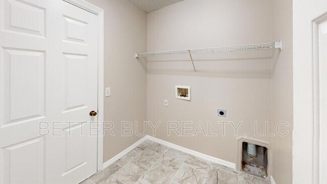 Building Photo - 23 Burning Tree Pl