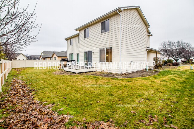 Building Photo - 1603 Drummond St