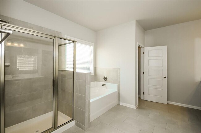 Building Photo - 5379 Fox Den Rd