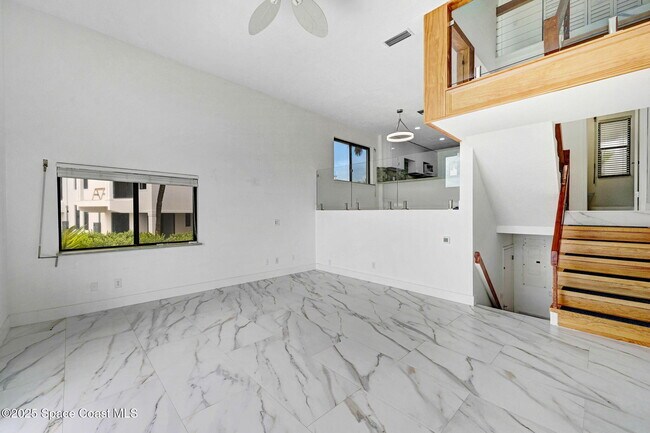 Building Photo - 2711 S Hwy A1A