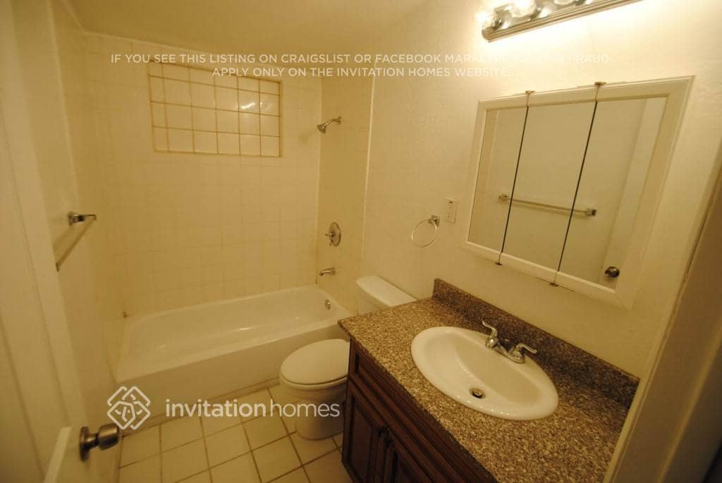 Building Photo - 2329 N 28th St