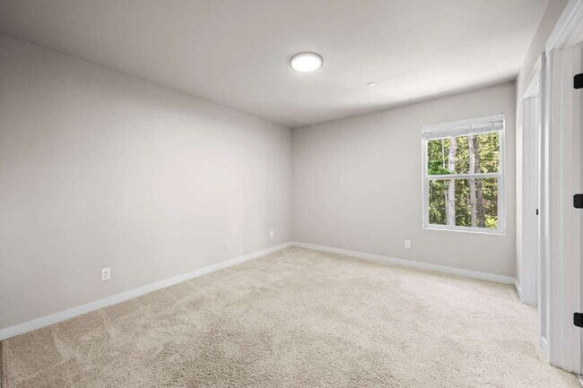 Building Photo - 13717 Admiralty Way