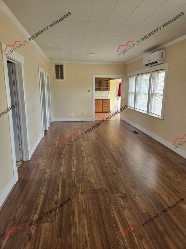 Building Photo - STATUS: AVAILABLE | R337 | $1795