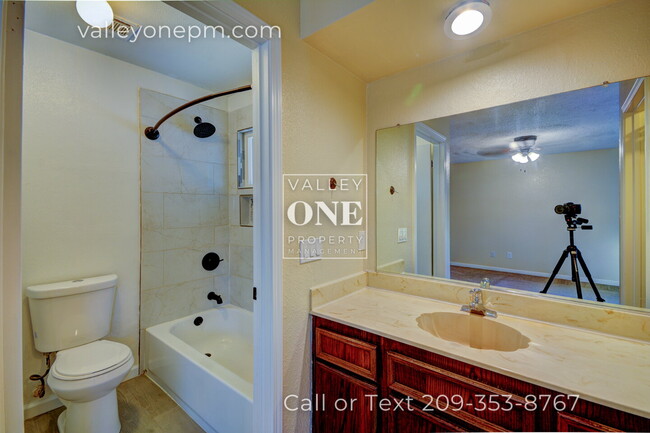 Building Photo - Experience Pet-Friendly Resort Living! Fea...