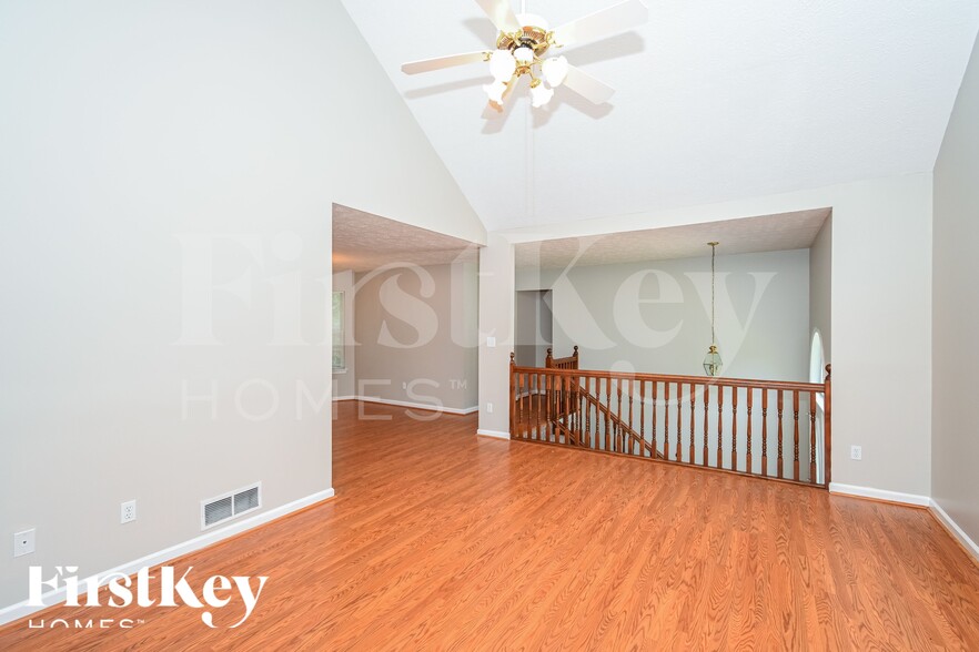 Building Photo - 1651 Sloping Tree Way