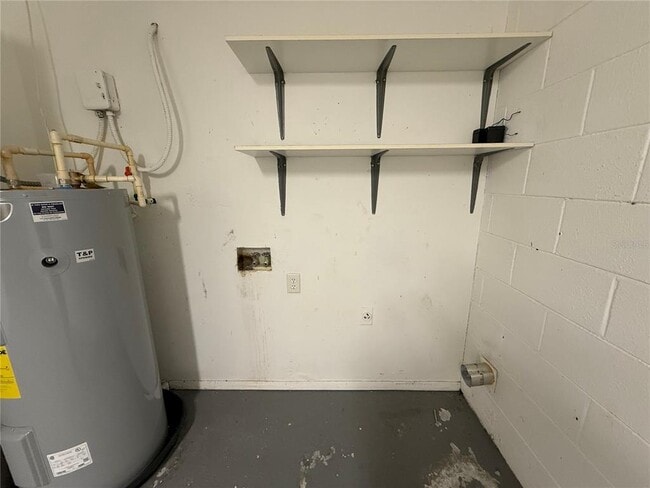 Building Photo - 1337 Coolmont Dr