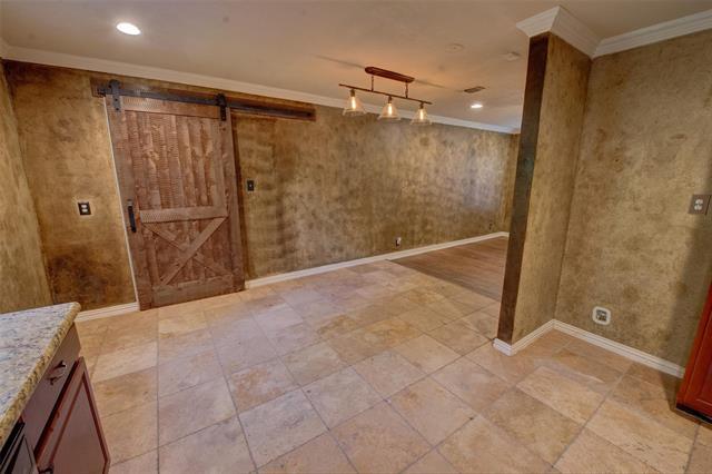 Building Photo - 1212 Marshalldale Dr