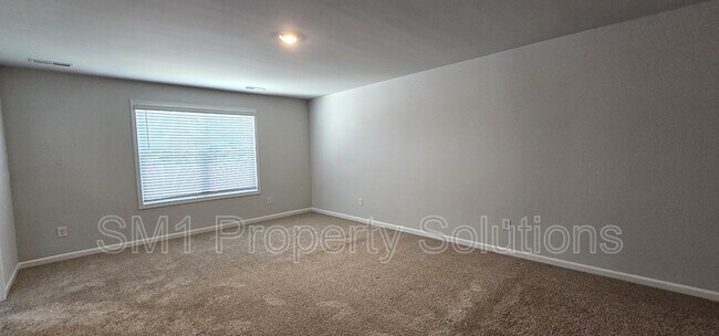 Building Photo - 218 Stamm Dr