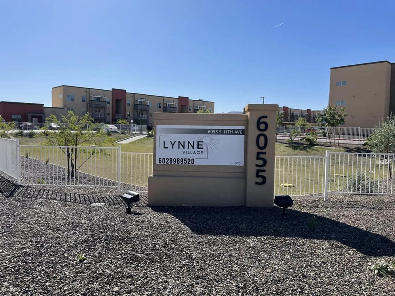 Entrance - Lynne Village Apartments