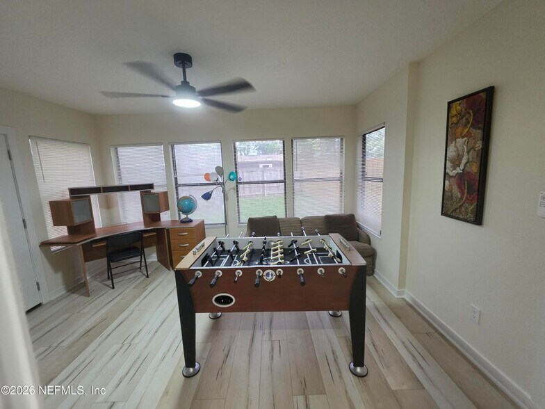 Building Photo - 7411 Colony Cove Ln