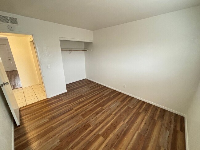 Building Photo - 4796 Nova Ln