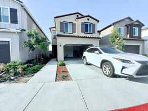 Building Photo - 4316 Cadence Wy
