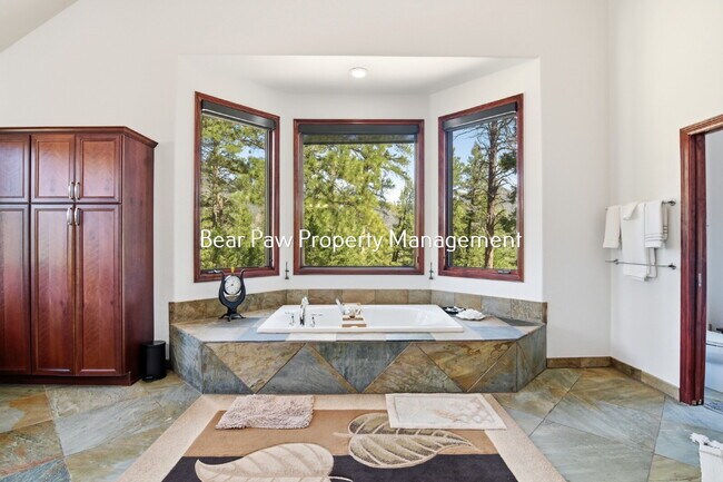 Building Photo - "Spacious 6-Bedroom Retreat with 7 Luxurious Bathrooms off Upper Bear Creek!"