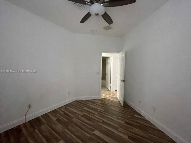 Building Photo - 1955 Marsh Harbor Dr