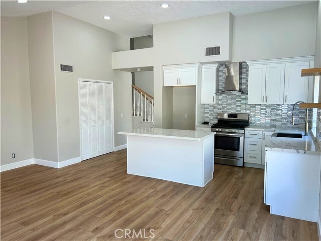 Building Photo - 2482 Steven Dr