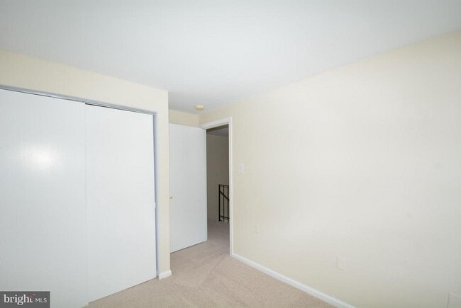 Building Photo - 10249 Quiet Pond Terrace